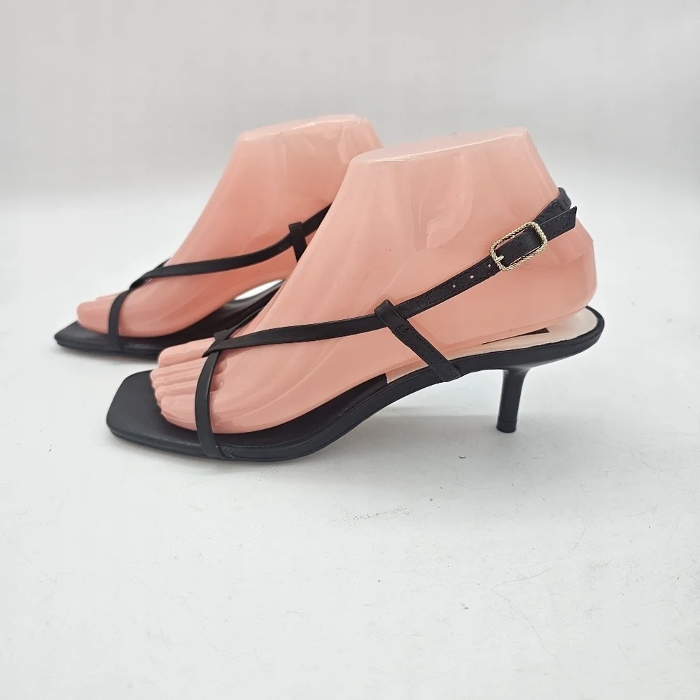 Dolce Vita Laury Black Strappy Sandals Made in Brazil Women’s Size 7.5